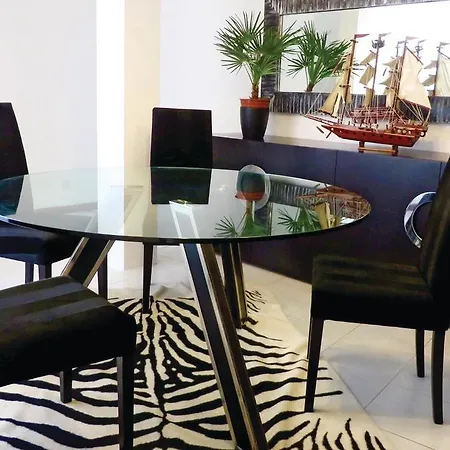 Girassol Apartment
